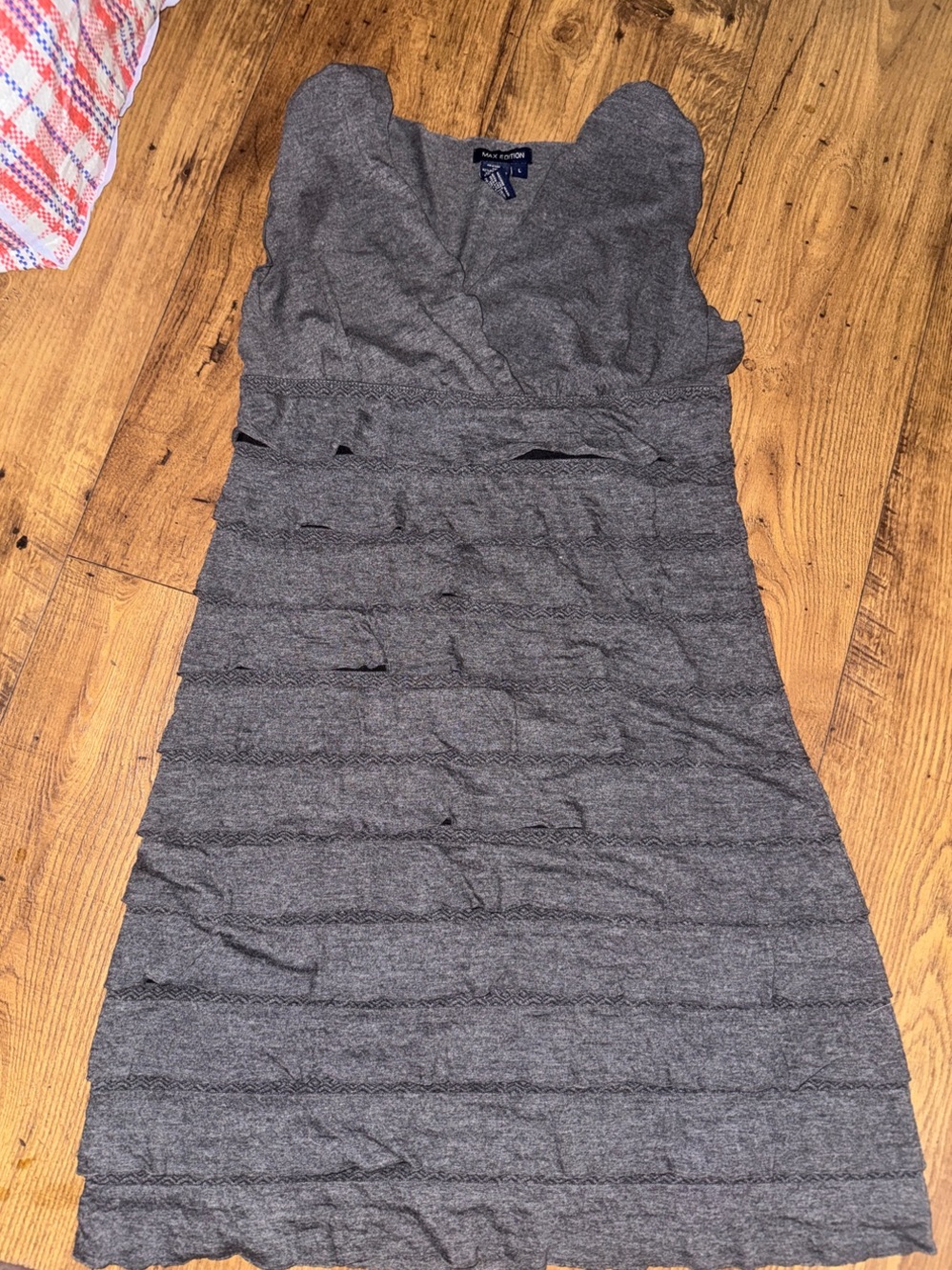 Max Edition Gray Sleeveless Midi Knit Dress
